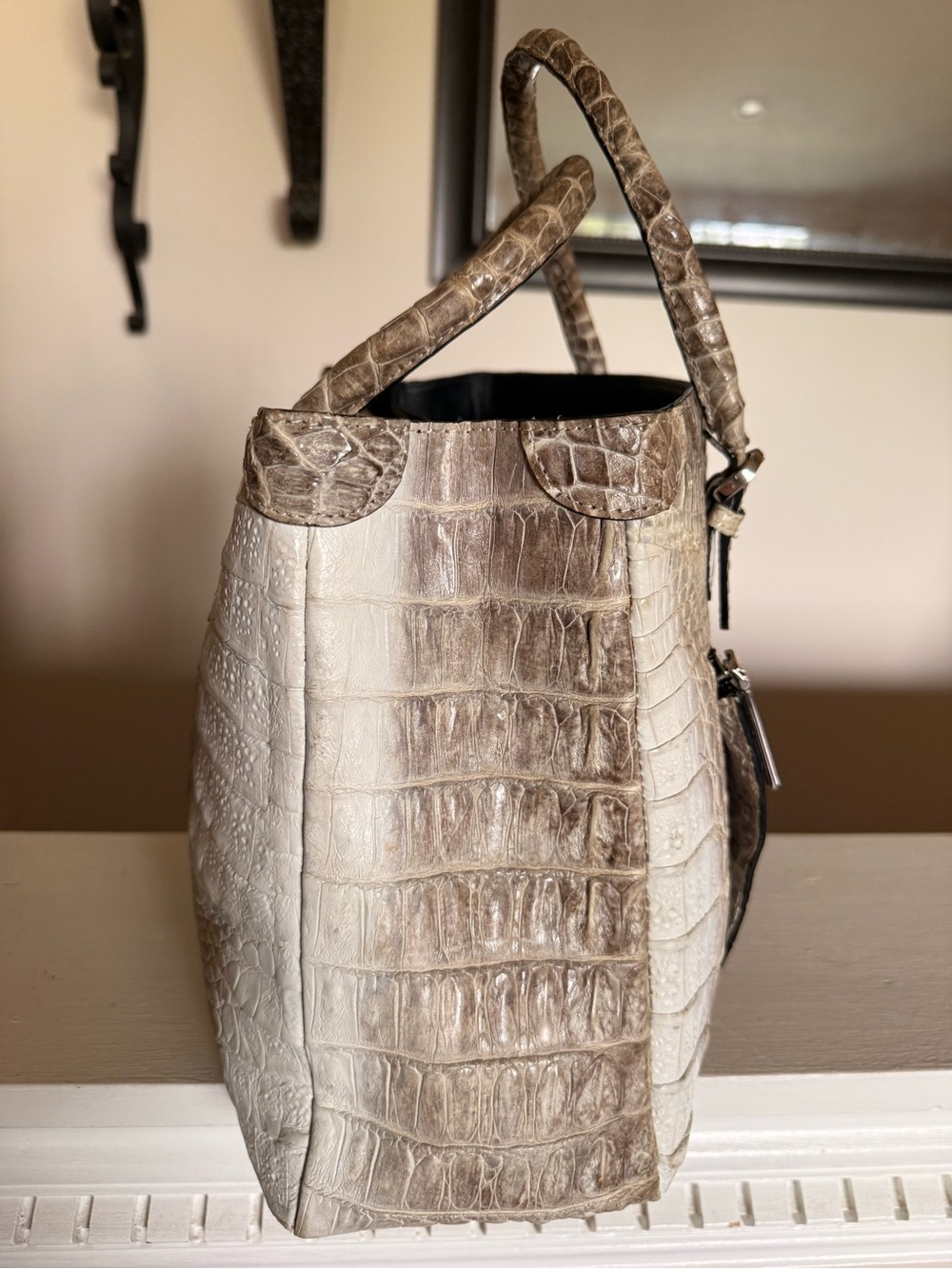 River brand Authentic Crocodile bag - Picture 3 of 8